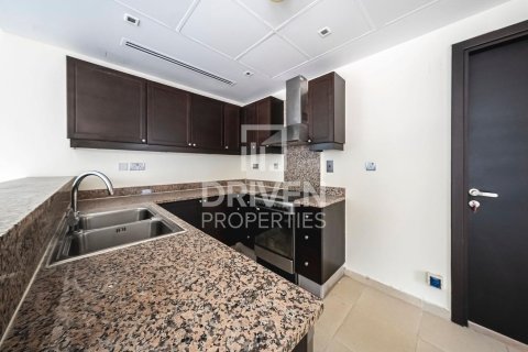 Вилла с 2 спальнями в Jumeirah Village Triangle, ОАЭ №218552 14