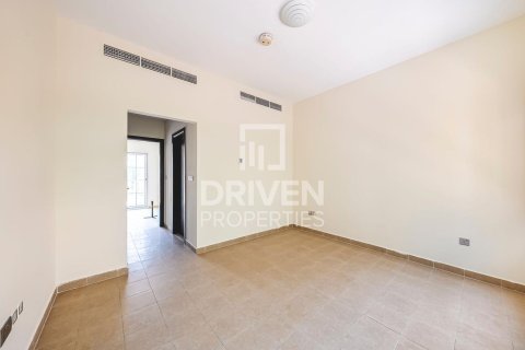 Вилла с 2 спальнями в Jumeirah Village Triangle, ОАЭ №218552 8