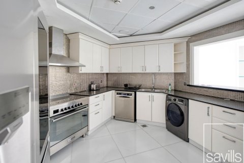 Квартира с 3 спальнями в Shoreline Apartments, ОАЭ №205946 7