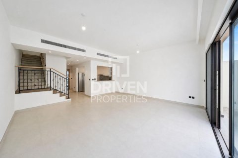 Townhouse de 5 dormitorios en Damac Lagoons, UAE No. 222976 4