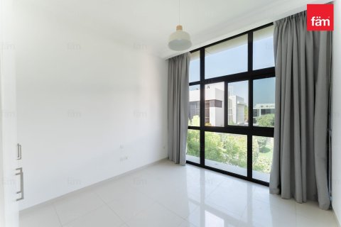 4 bedrooms Villa in Dubai, UAE No. 167512 6