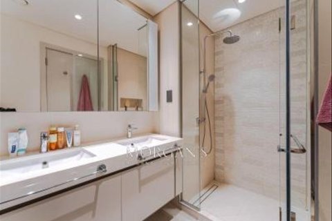 Apartment de 2 dormitorios en EMAAR Beachfront, UAE No. 38131 20