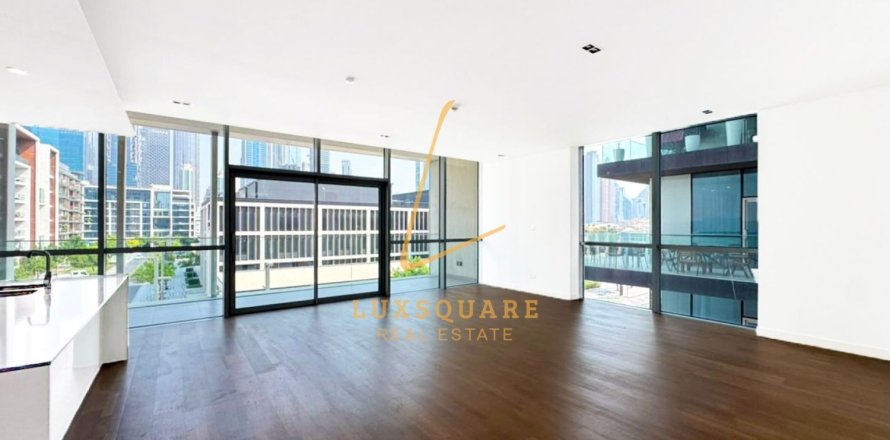 3 bedrooms Apartment in Al Wasl, UAE No. 213382