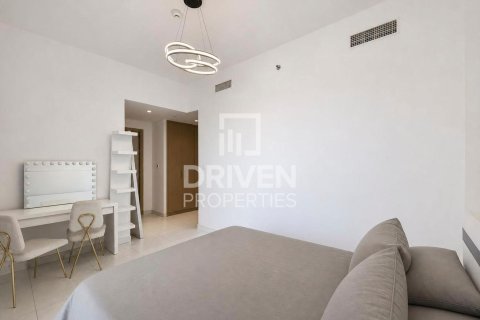 Apartment de 3 dormitorios en Creekside 18, UAE No. 218451 8