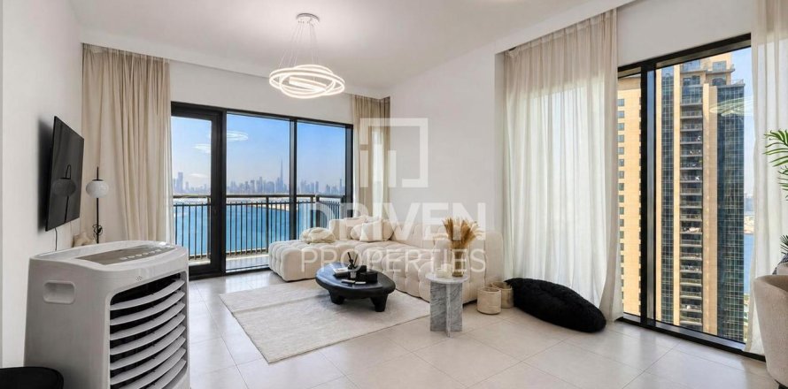 Apartment de 3 dormitorios en Creekside 18, UAE No. 218451