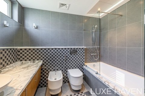 Villa de 4 chambres à Legacy Nova Villas, UAE No. 14020 14