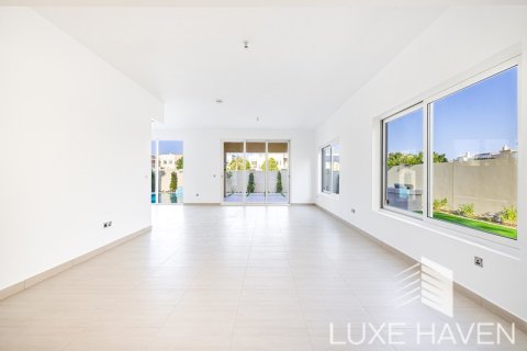 Villa de 4 chambres à Legacy Nova Villas, UAE No. 14020 3