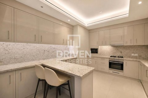 Apartment de 2 dormitorios en The Address Sky View Towers, UAE No. 214753 16