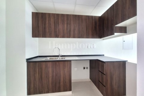 5 bedrooms Townhouse in Dubai, UAE No. 222050 3