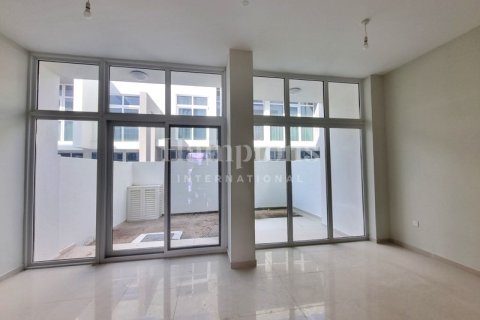 5 bedrooms Townhouse in Dubai, UAE No. 222050 4