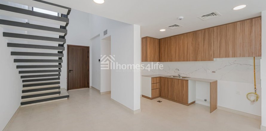 4 bedrooms Townhouse in Town Square, UAE No. 168627