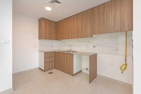 4 bedrooms Townhouse in Town Square, UAE No. 168627 3