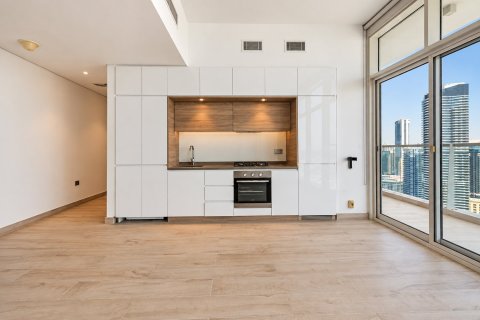 Apartment de 2 dormitorios en Studio One, UAE No. 221590 3