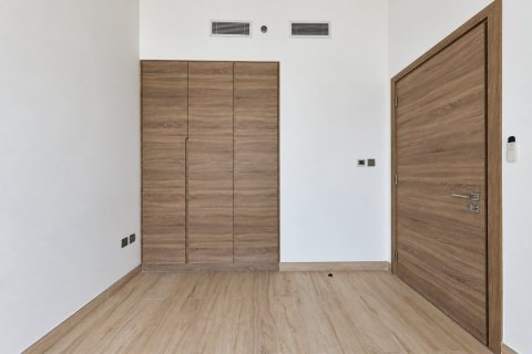 Apartment de 2 dormitorios en Studio One, UAE No. 221590 8