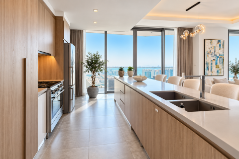 Apartment de 3 dormitorios en Dubai Marina, UAE No. 221681 5