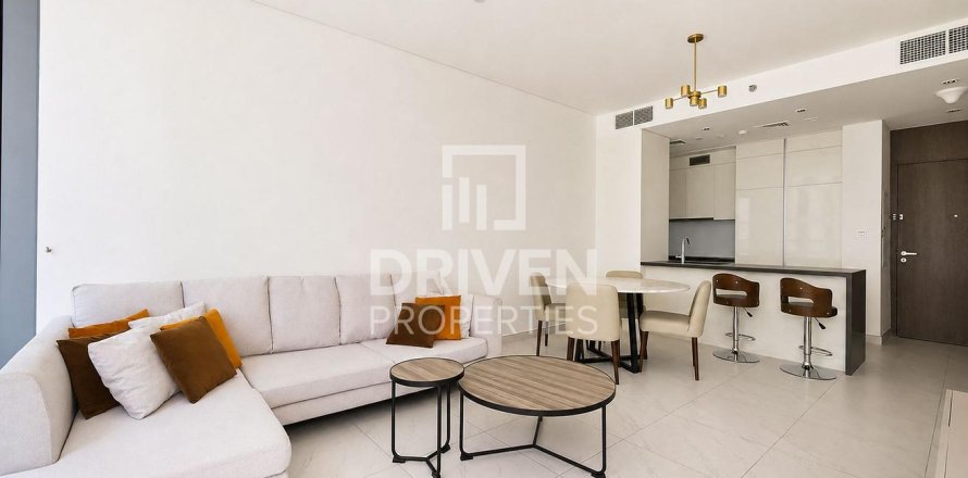 2 bedrooms Apartment in District One, UAE No. 223095