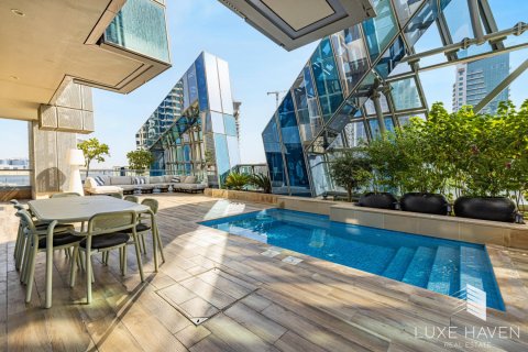 3 bedrooms Duplex in Business Bay, UAE No. 8935 3