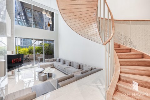 3 bedrooms Duplex in Business Bay, UAE No. 8935 10