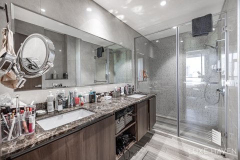 3 bedrooms Duplex in Business Bay, UAE No. 8935 8