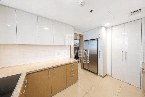Apartment de 3 dormitorios en Burj Vista, UAE No. 222913 17