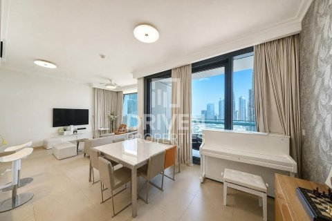 Apartment de 3 dormitorios en Burj Vista, UAE No. 222913 5