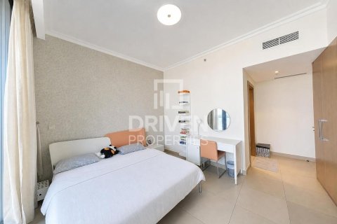 Apartment de 3 dormitorios en Burj Vista, UAE No. 222913 10