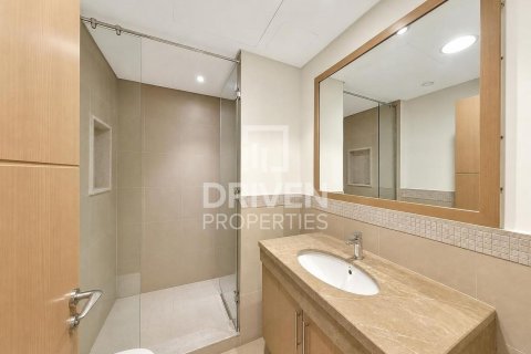 Apartment de 3 dormitorios en Burj Vista, UAE No. 222913 19