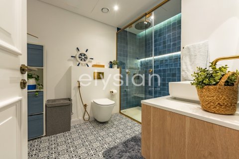 Квартира с 3 спальнями в Shoreline Apartments, ОАЭ №64915 10
