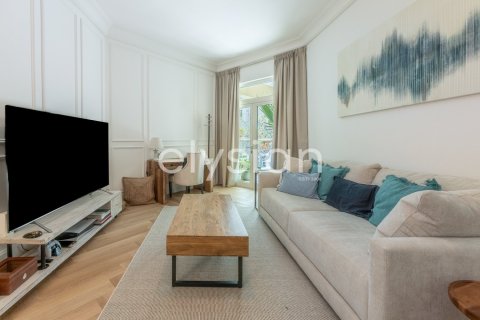 Квартира с 3 спальнями в Shoreline Apartments, ОАЭ №64915 16
