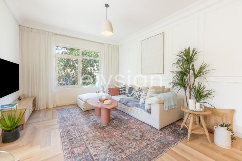 Квартира с 3 спальнями в Shoreline Apartments, ОАЭ №64915 21