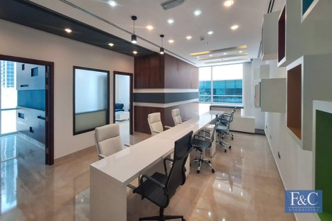 151m² Office in Bay Square, UAE No. 153823