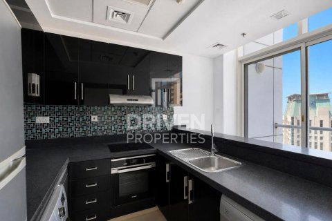 Apartment de 2 dormitorios en Dubai Marina, UAE No. 223165 12