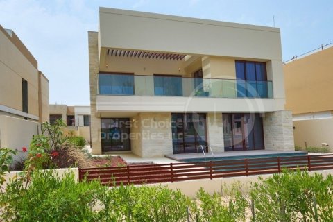 Villa de 5 dormitorios en Saadiyat Island, UAE No. 13159 16