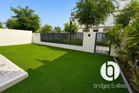 Villa de 5 dormitorios en Tilal Al Ghaf, UAE No. 222193 16