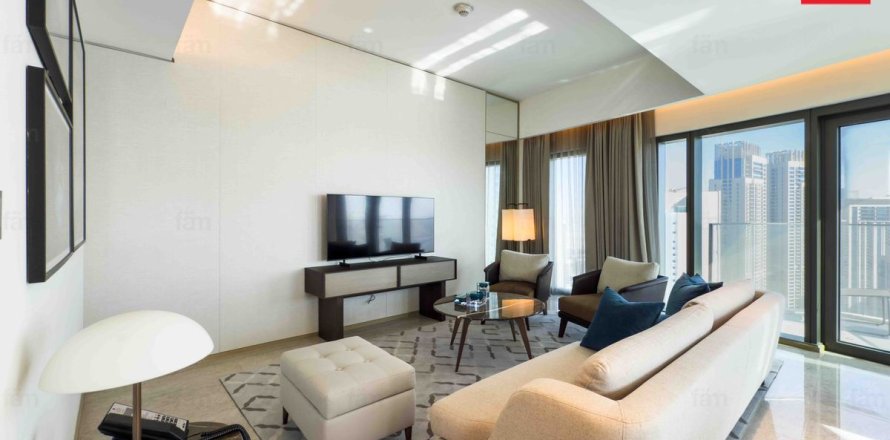 3 bedrooms Apartment in Dubai, UAE No. 215727