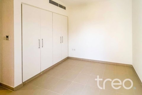 3 bedrooms Apartment in EMAAR South, UAE No. 220953 4