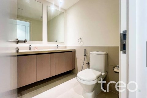 3 bedrooms Apartment in EMAAR South, UAE No. 220953 13