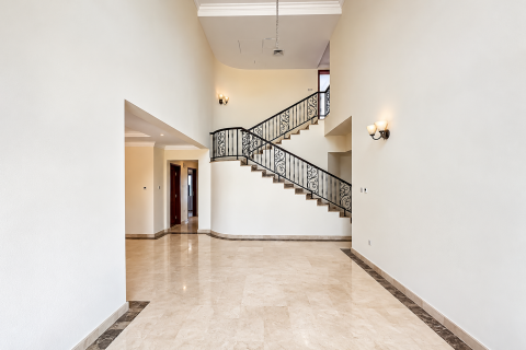 Villa de 4 dormitorios en Jumeirah Islands, UAE No. 221710 10