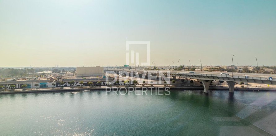 2 bedrooms Apartment in Al Wasl, UAE No. 211281