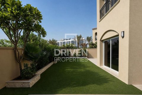 Townhouse de 3 dormitorios en Bella Casa, UAE No. 214652 22