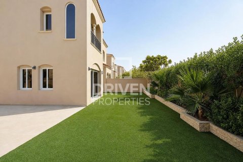 Townhouse de 3 dormitorios en Bella Casa, UAE No. 214652 20