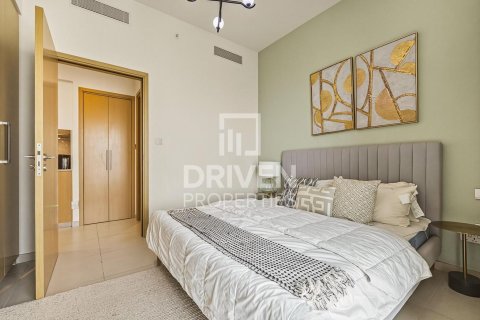 1 bedroom Apartment in Burj Royale, UAE No. 212375 8