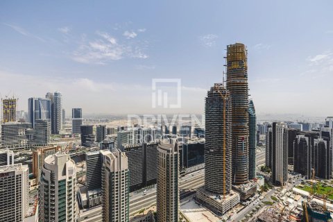 1 bedroom Apartment in Burj Royale, UAE No. 212375 14