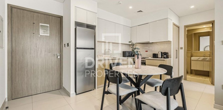 1 bedroom Apartment in Burj Royale, UAE No. 212375