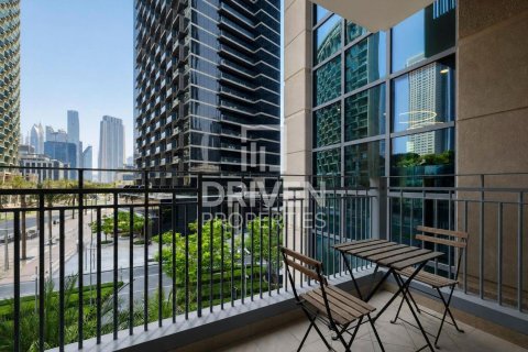2 bedrooms Apartment in Standpoint Towers, UAE No. 212075 28