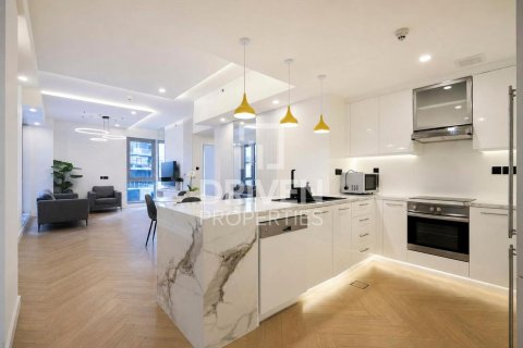 2 bedrooms Apartment in Standpoint Towers, UAE No. 212075 16
