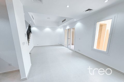 Villa de 2 chambres à Arabian Ranches, UAE No. 220887 7