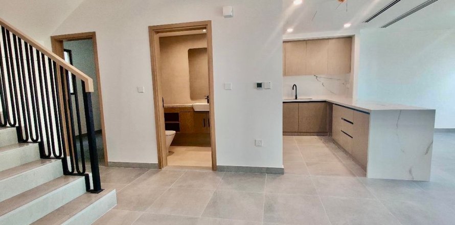Townhouse de 3 chambres à Dubai, UAE No. 223707