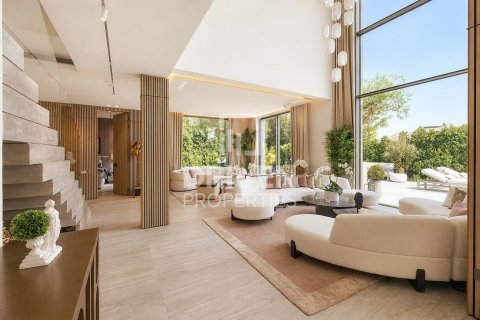 Villa de 4 dormitorios en Jumeirah Islands, UAE No. 215110 5