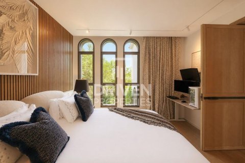 Villa de 4 dormitorios en Jumeirah Islands, UAE No. 215110 10